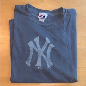 🦋Yankees tshirt
